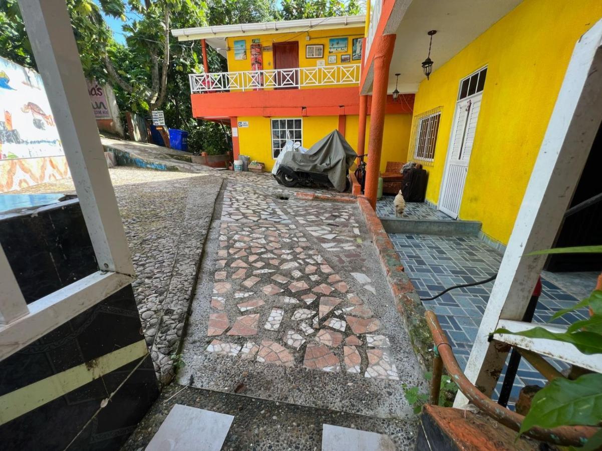 Posada Nativa Derma´S Inn San Andrés Exterior foto